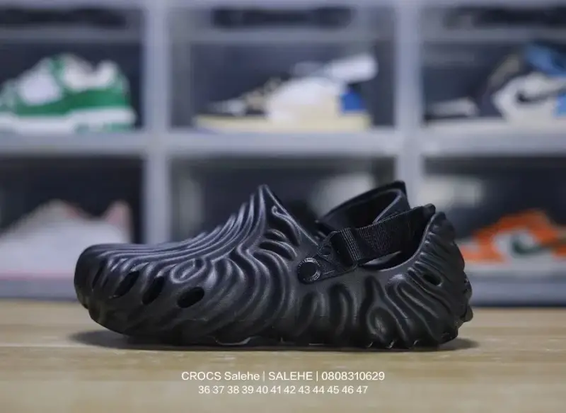 Salehe Bembury x Crocs Shoes — black colorway — Kakobuy Spreadsheet photo