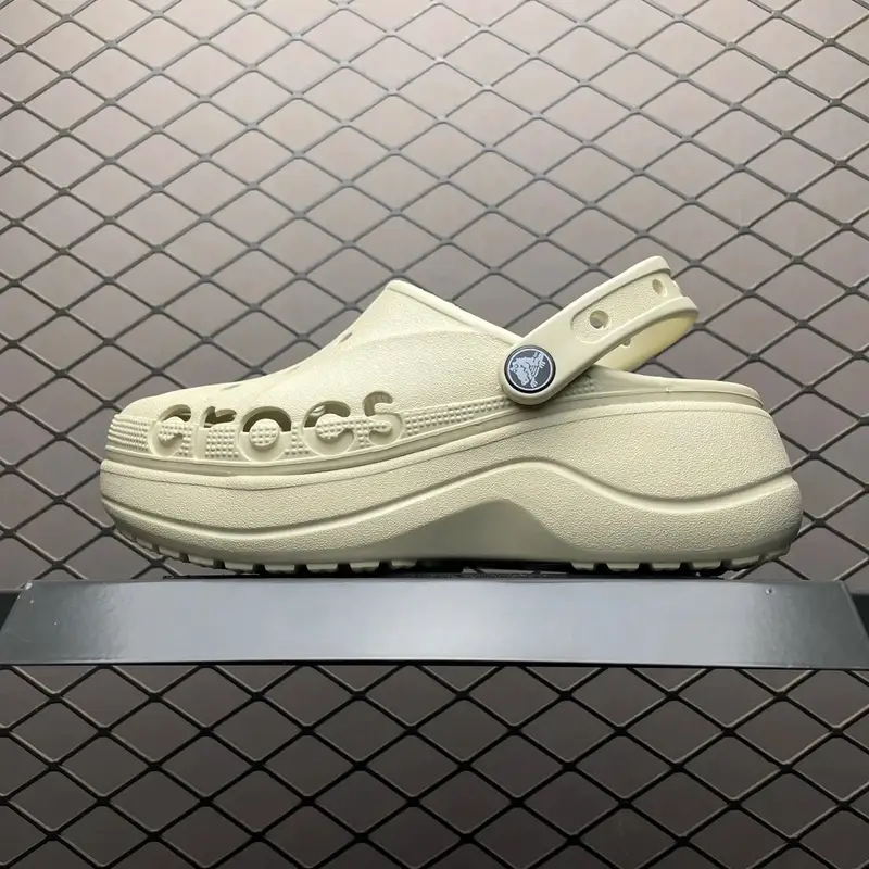 Crocs Scrap Shoes — 10 colorway — USFans Spreadsheet photo