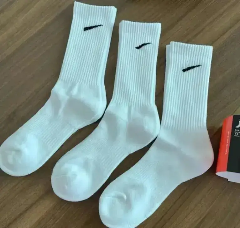 Nike Basic Socks — Long tube white colorway — USFans Spreadsheet photo
