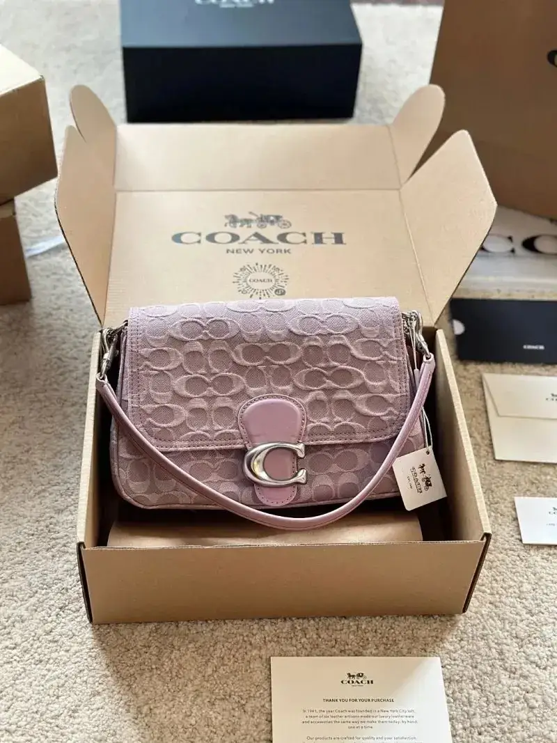 Coach Tabby 26 Bag — Pink size 26*16.5*9 colorway — USFans Spreadsheet photo