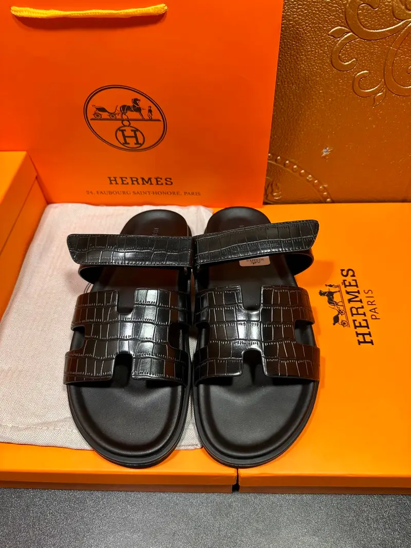 Hermes Chypre Shoes — 5 colorway — USFans Spreadsheet photo