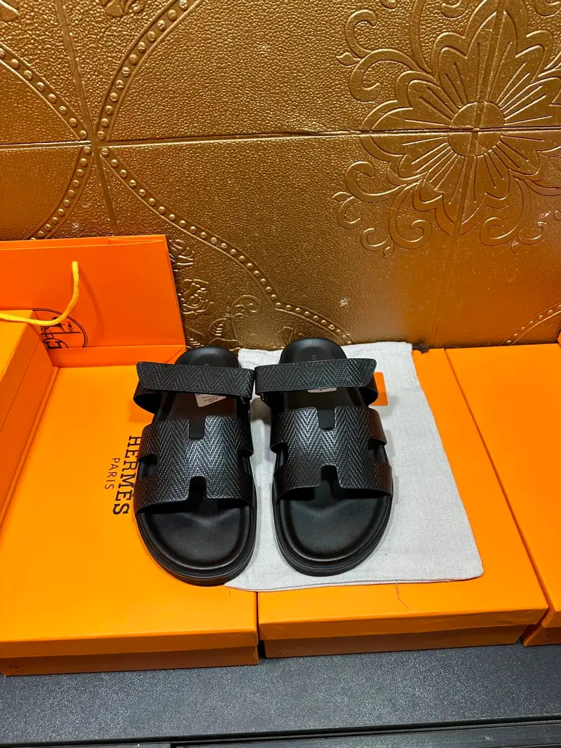 Hermes Chypre Shoes — 27 colorway — USFans Spreadsheet photo