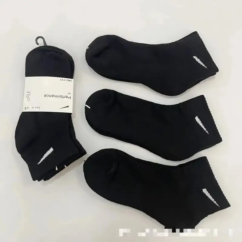 Nike Socks — Medium thin socks colorway — USFans Spreadsheet photo
