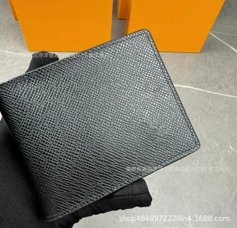 LV Wallet Flowers — Saffiano colorway — USFans Spreadsheet photo