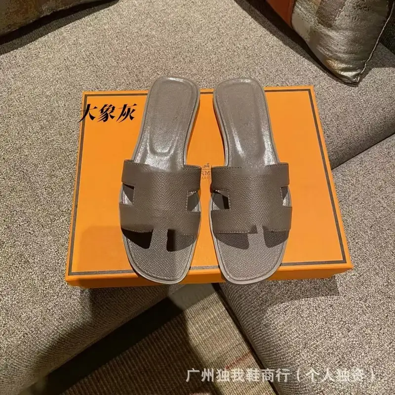 Hermes Oran Shoes — 33 colorway — USFans Spreadsheet photo