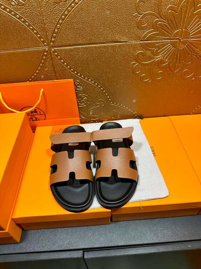 Hermes Chypre Shoes — 12 colorway — USFans Spreadsheet photo