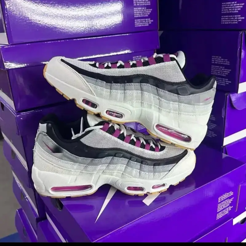 Air Max 95 — SB joint white purple colorway — USFans Spreadsheet photo