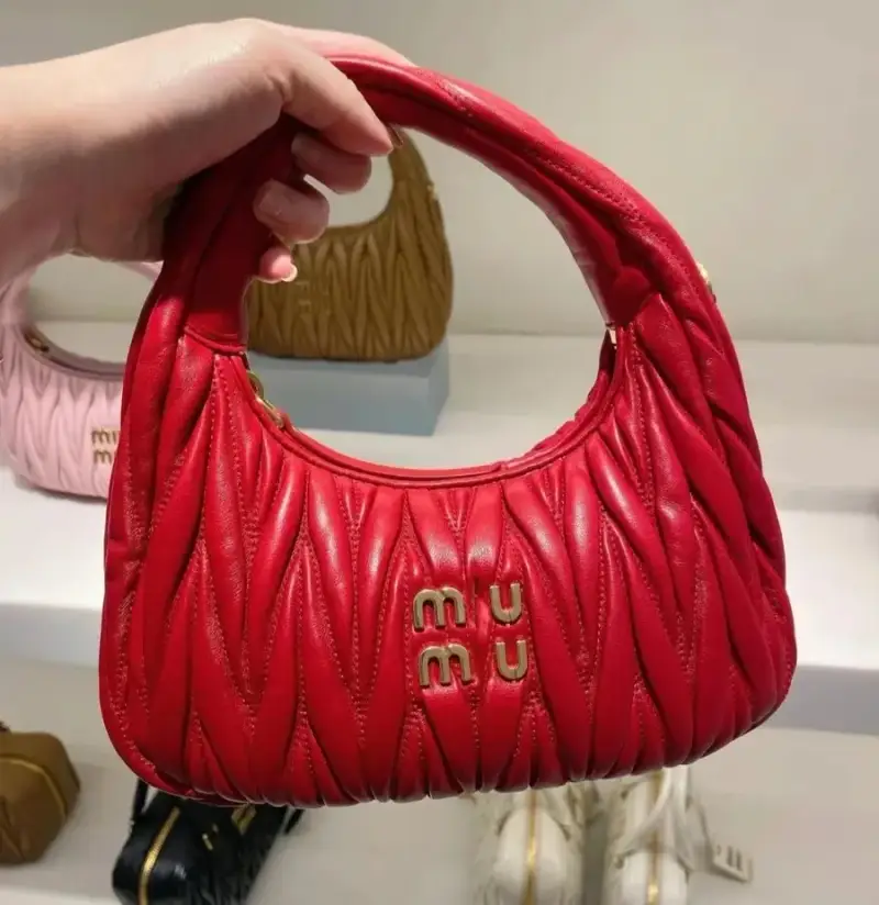 Miu miu Bag — Red [original logo with gift box]] colorway — USFans Spreadsheet photo