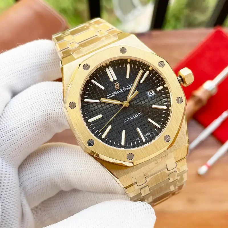 Audemars Piguet Silver Band — Gold shell blackboard steel belt colorway — USFans Spreadsheet photo