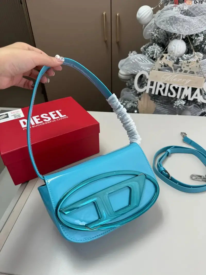 Diesel Bag — Blue colorway — USFans Spreadsheet photo