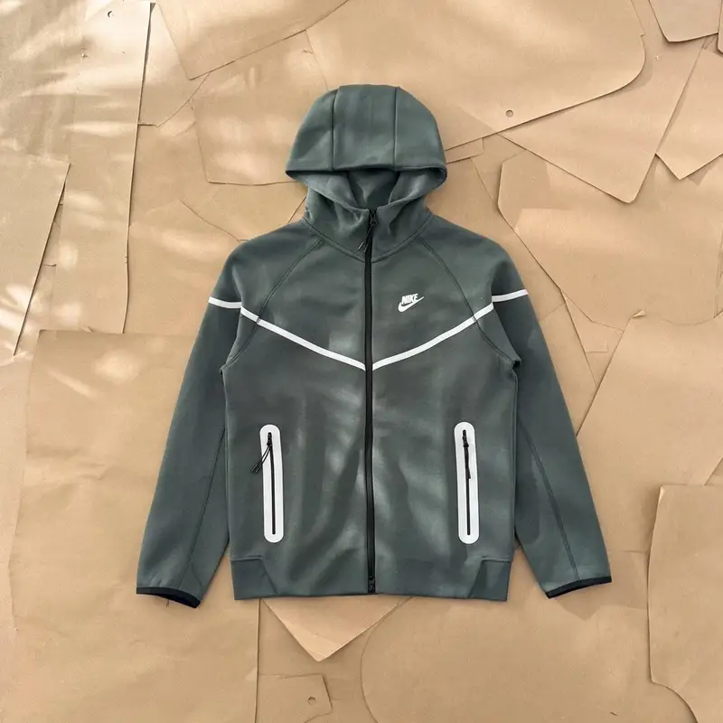 Reflective Tech Fleece Tracksuit — dark green top colorway — USFans Spreadsheet photo