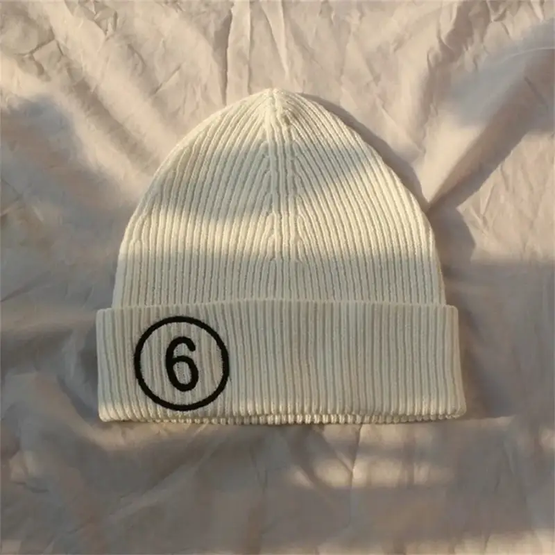 Maison Margiela Beanie — white colorway — USFans Spreadsheet photo