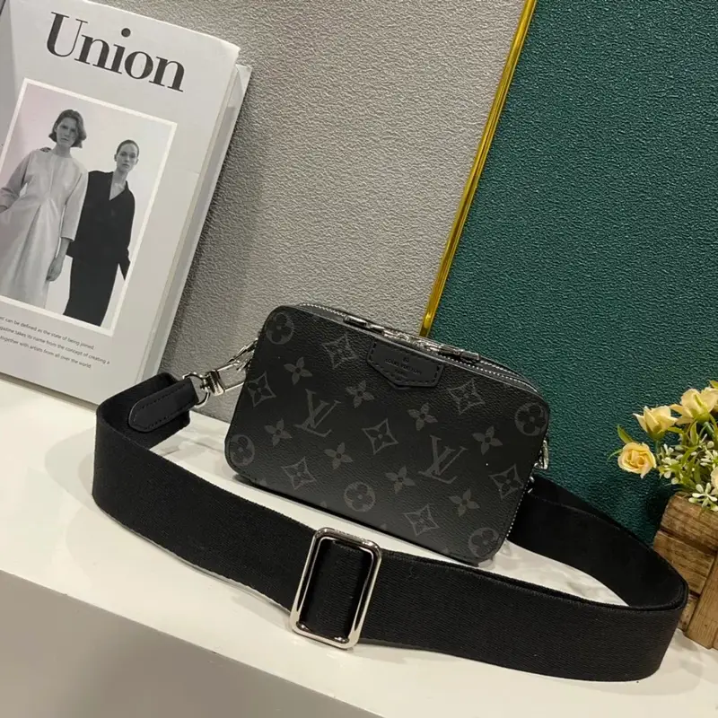 LV Bag — 10 colorway — USFans Spreadsheet photo