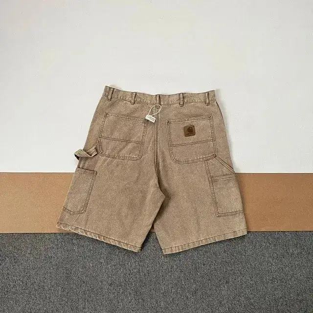Carhartt Shorts — Khaki colorway — USFans Spreadsheet photo
