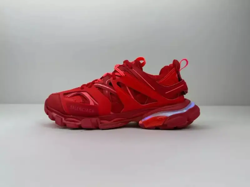Balenciaga Track LED Shoes — 103-11 Red Light 35-46 colorway — USFans Spreadsheet photo