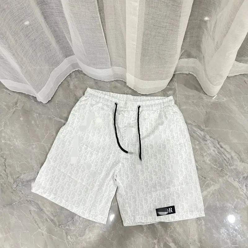 Burberry shorts — V0065 White colorway — USFans Spreadsheet photo