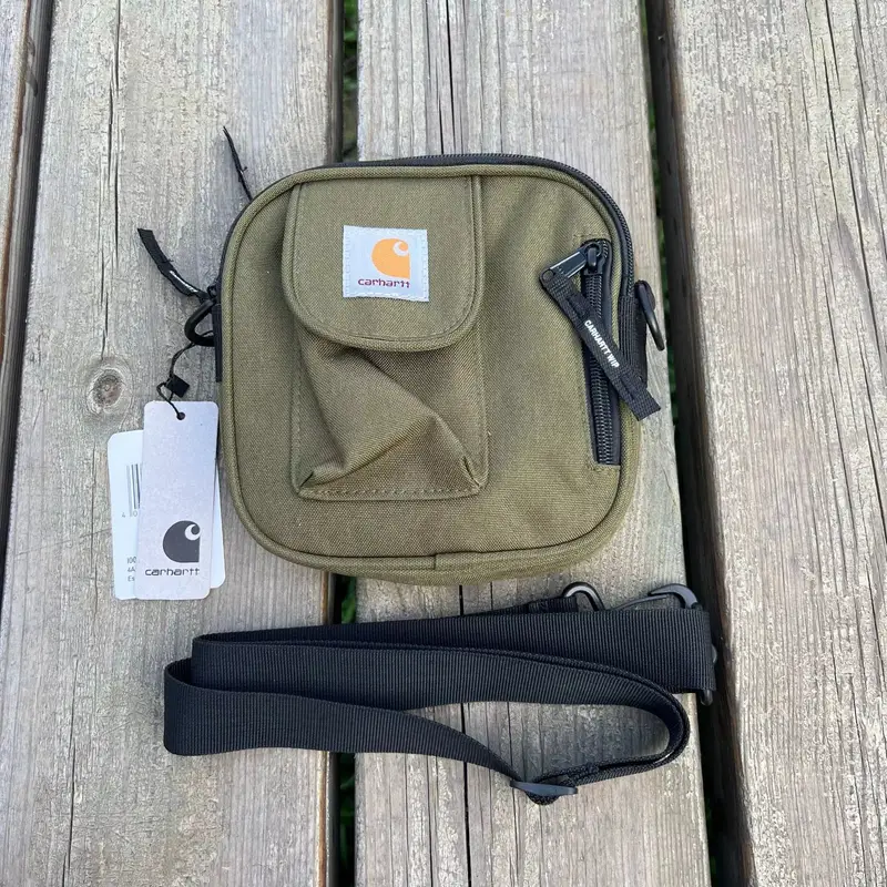 Carhartt Square Shoulder Bag — Pull bone square bag Army Green colorway — USFans Spreadsheet photo