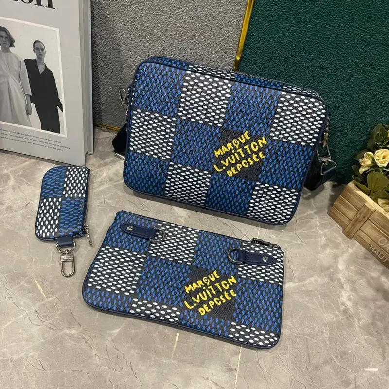 LV Bag — 15 colorway — USFans Spreadsheet photo