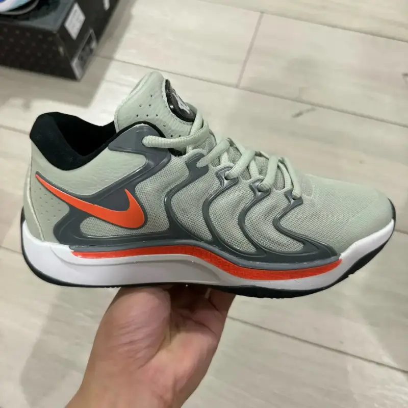 Basketball Shoes KD 17 — grass green orange colorway — Kakobuy Spreadsheet photo