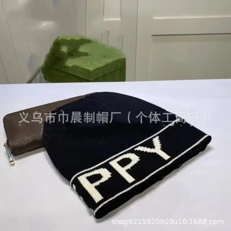 Burberry Beanie — black colorway — USFans Spreadsheet photo