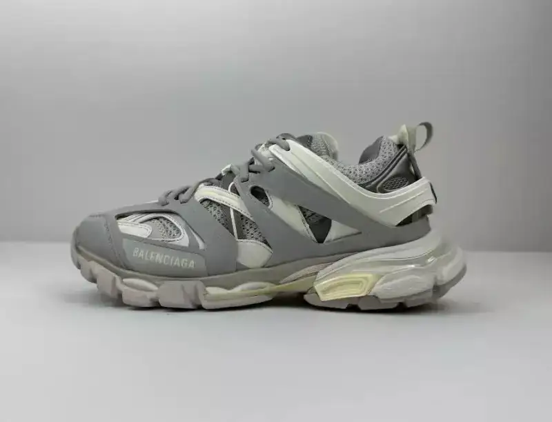 Balenciaga Track Black-White Shoes — 003-43 Grey Beige 35-46 colorway — Kakobuy Spreadsheet photo