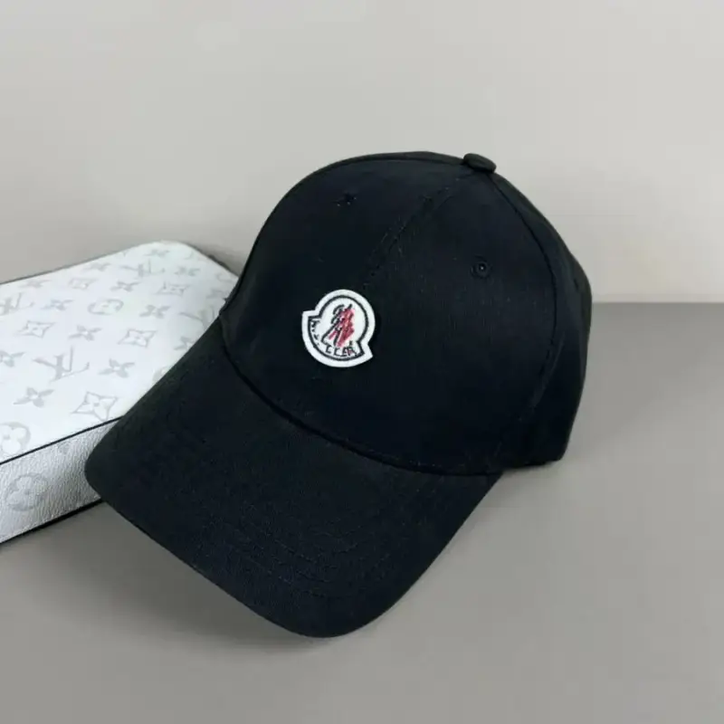 moncler cap — black colorway — USFans Spreadsheet photo