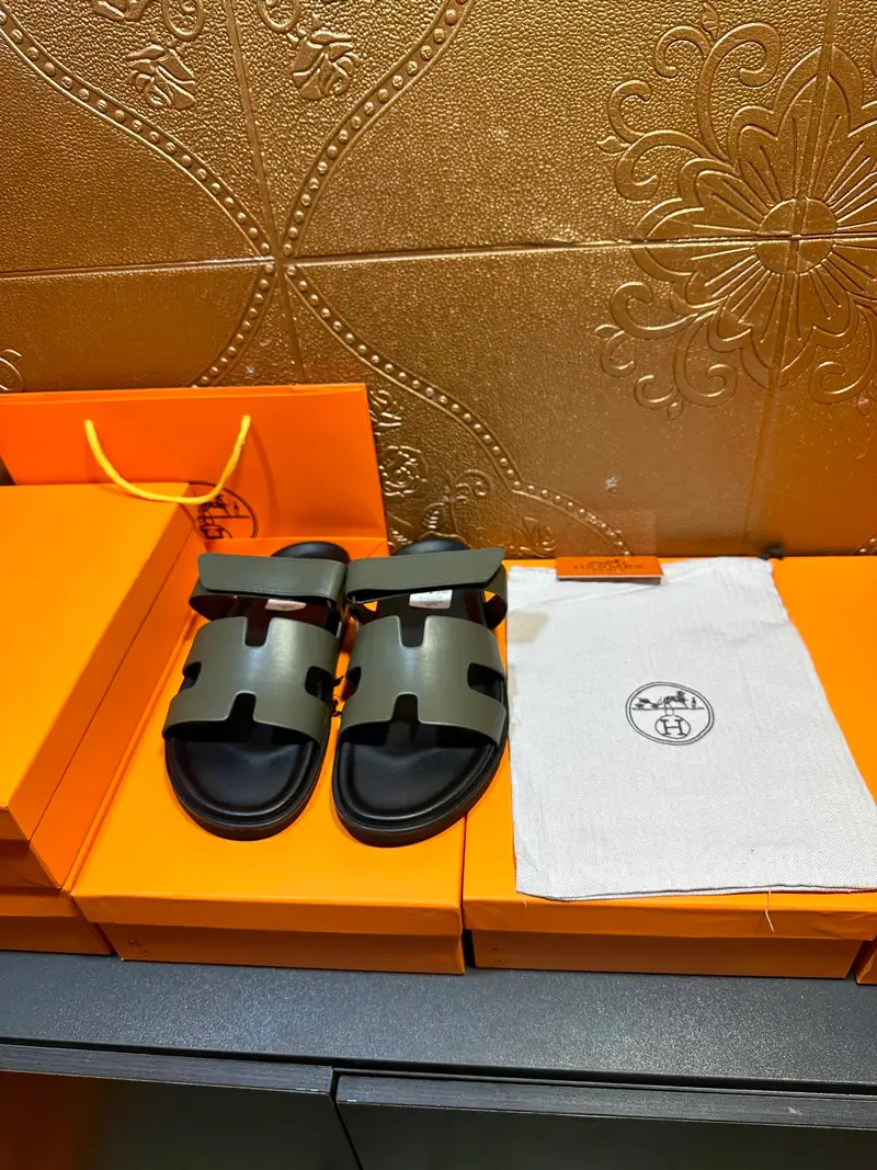 Hermes Chypre Shoes — 21 colorway — USFans Spreadsheet photo