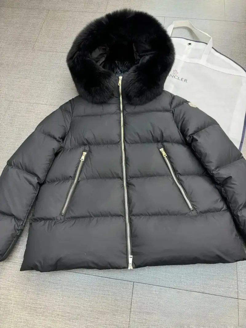 Moncler Laichefur Down Jacket for Womens — Black colorway — USFans Spreadsheet photo