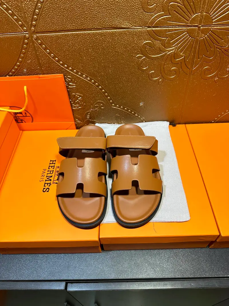 Hermes Chypre Shoes — 20 colorway — USFans Spreadsheet photo