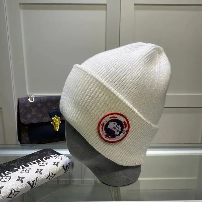 canada goose beanie — white colorway — USFans Spreadsheet photo