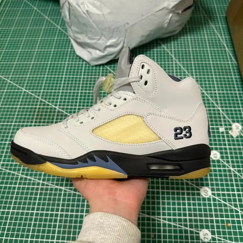 Jordan 5 UNC Shoes — AMM White colorway — USFans Spreadsheet photo