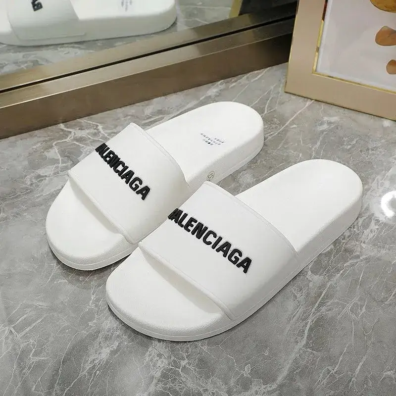 Balenciaga Slides — White and black characters colorway — USFans Spreadsheet photo