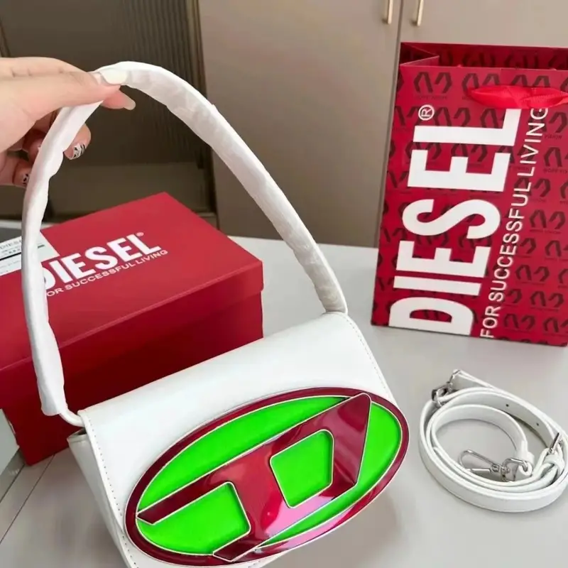 Diesel Bag — white green colorway — USFans Spreadsheet photo