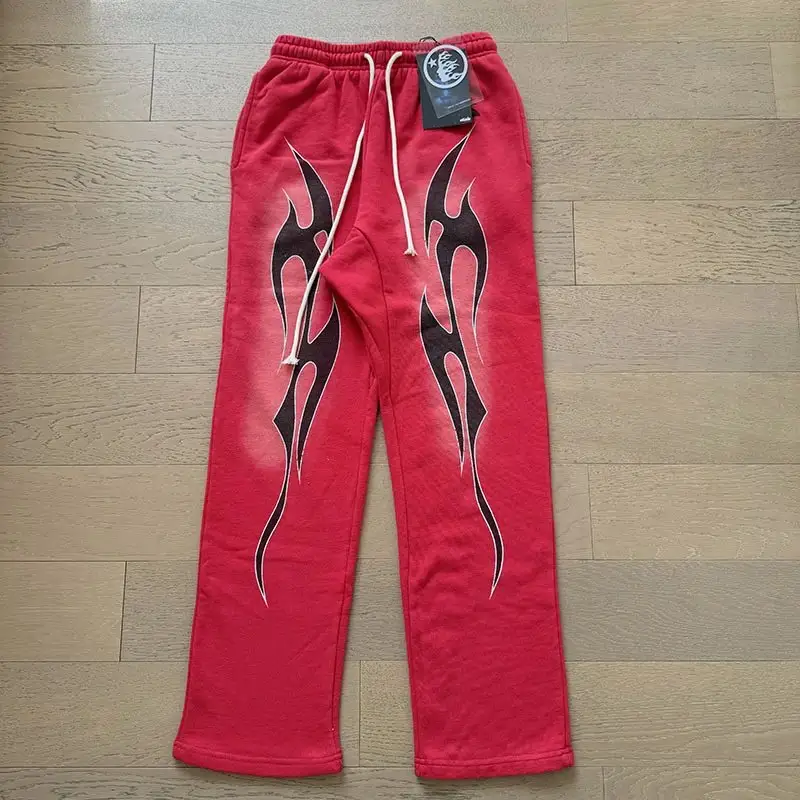 Hellstar Pants — x780 Red colorway — USFans Spreadsheet photo