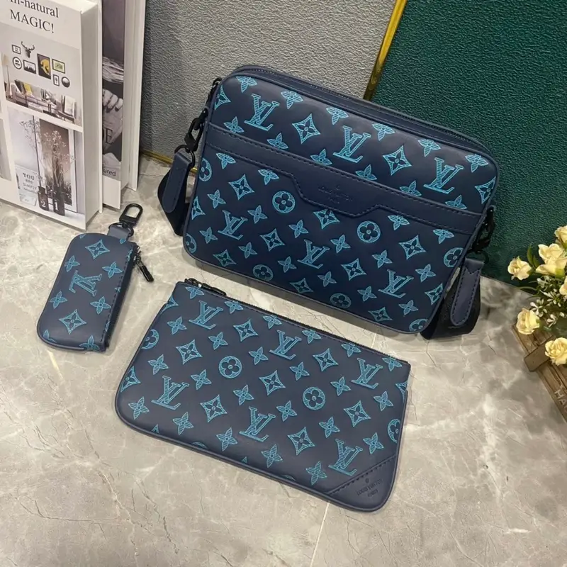 LV Bag — 7 colorway — USFans Spreadsheet photo
