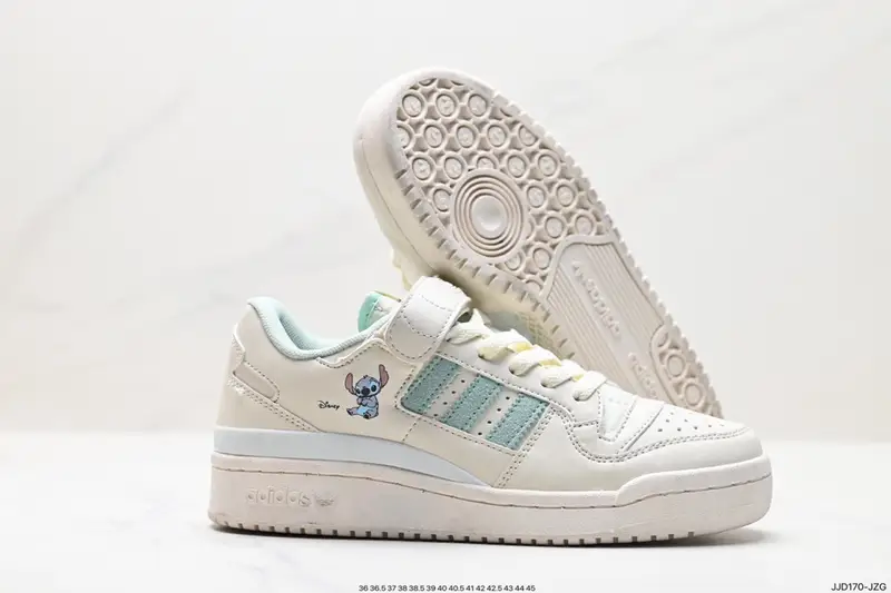 Adidas Forum Shoes — 16 colorway — USFans Spreadsheet photo