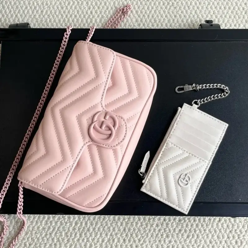 Gucci GG Marmont Bag — Powder bag white card colorway — USFans Spreadsheet photo