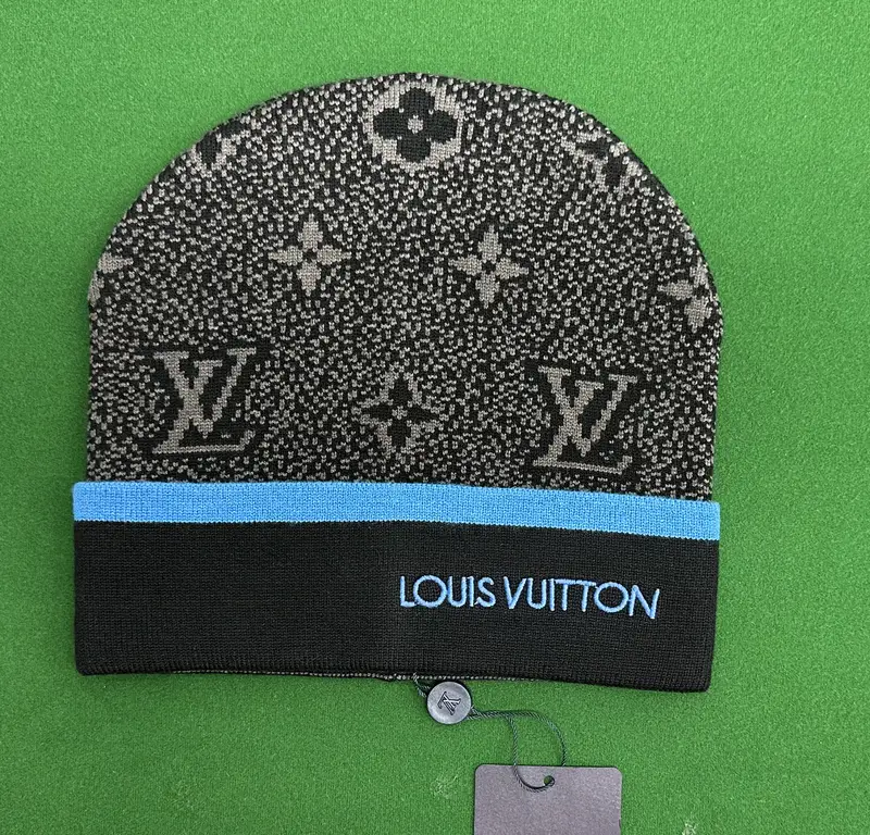 Budget LV Beanie — B- 1 Blue colorway — USFans Spreadsheet photo