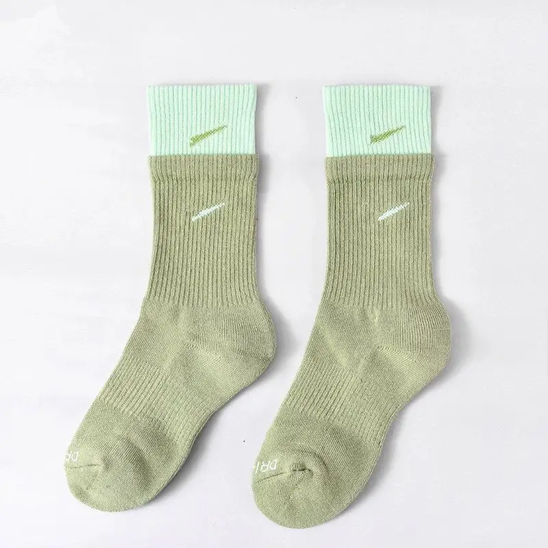 Nike Socks — [high tube] bean green-light green colorway — USFans Spreadsheet photo