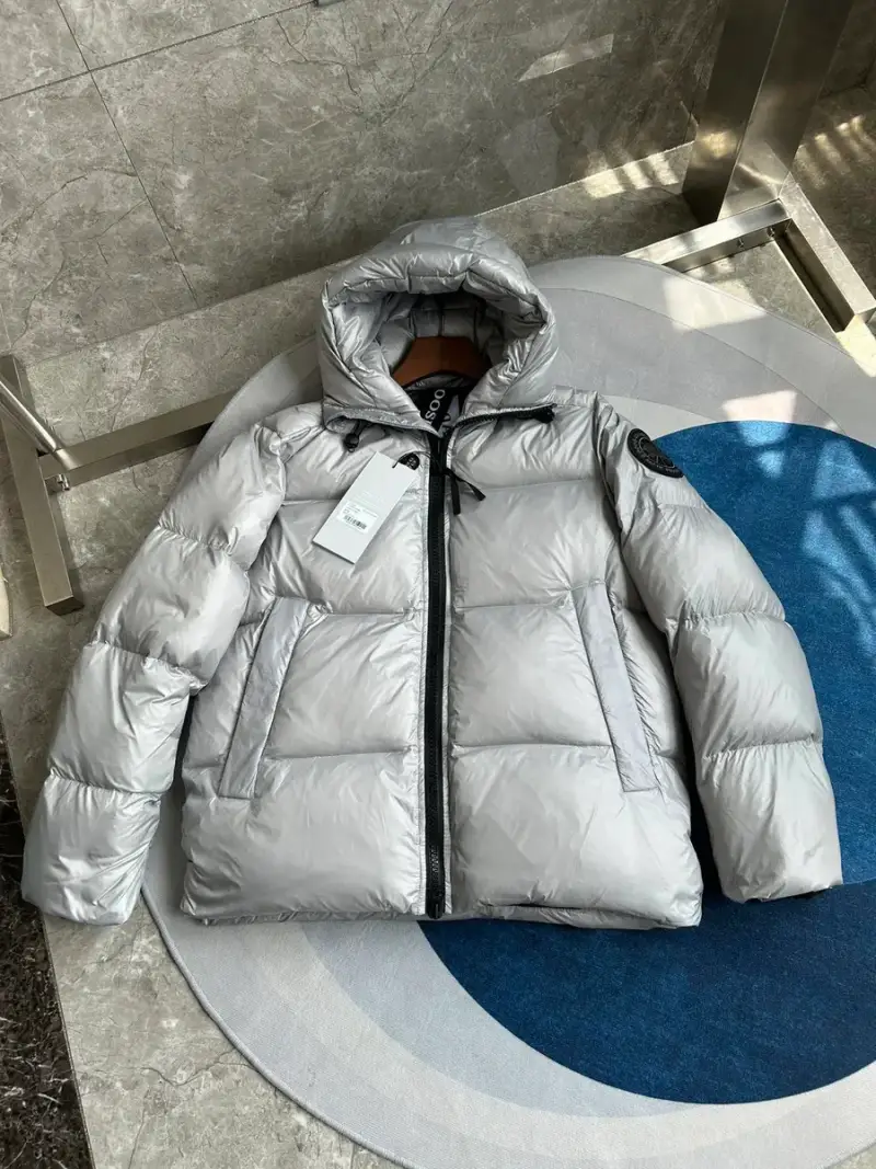 Canada Goose Crofton Puffy Black Badge — Grey black label colorway — USFans Spreadsheet photo