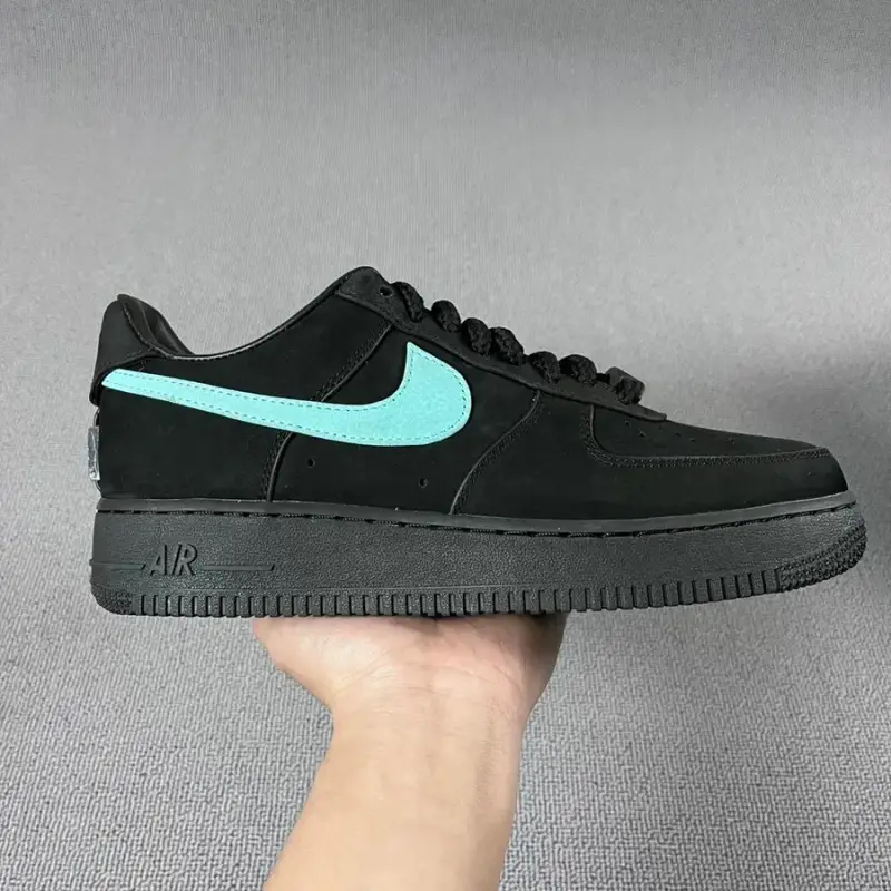 Air Force 1 TS Utopia — Tiffany DZ1382-001 colorway — USFans Spreadsheet photo