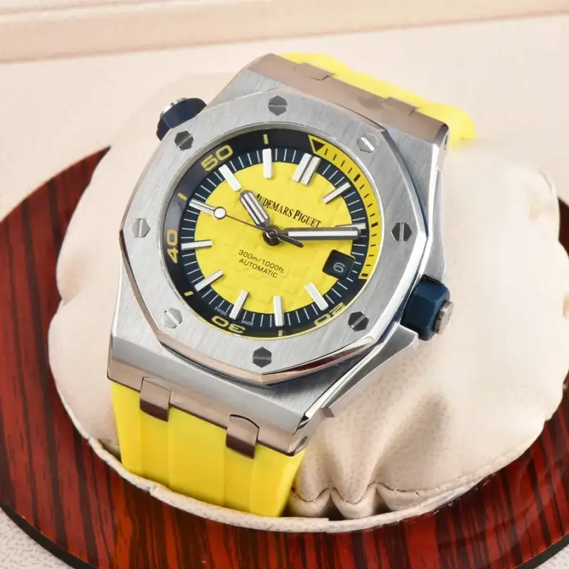 Audemars Piguet Royal Oak Offshore Diver — Silver case – yellow dial, yellow strap colorway — USFans Spreadsheet photo
