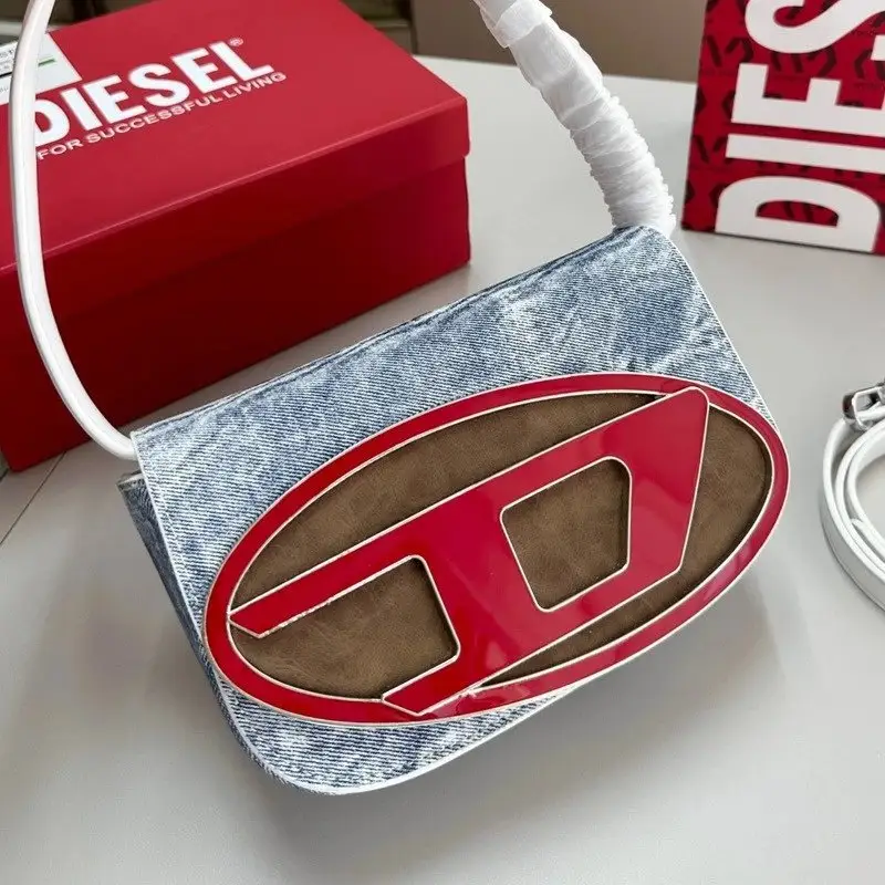 Diesel Bag — Denim red label colorway — USFans Spreadsheet photo