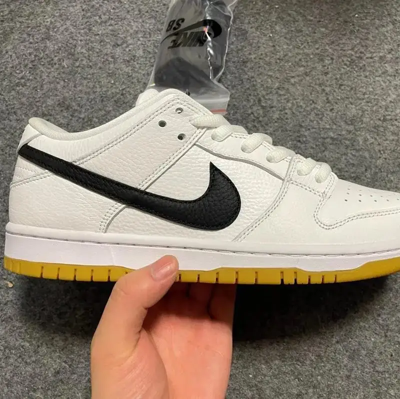 Dunk Powerpuff Shoes — White gum colorway — USFans Spreadsheet photo