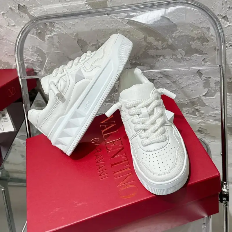 Valentino Trainers With Strap — white colorway — USFans Spreadsheet photo