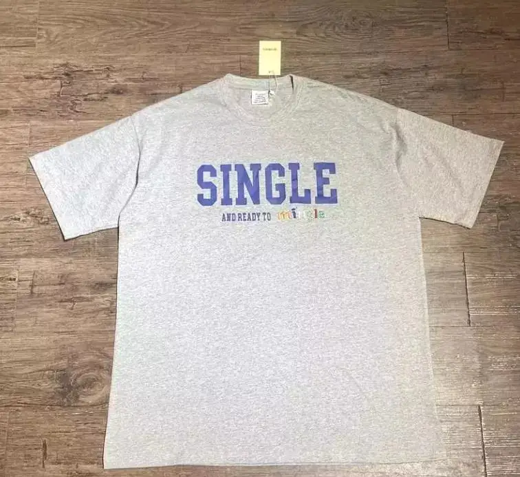Vetements Tees — 34 colorway — USFans Spreadsheet photo