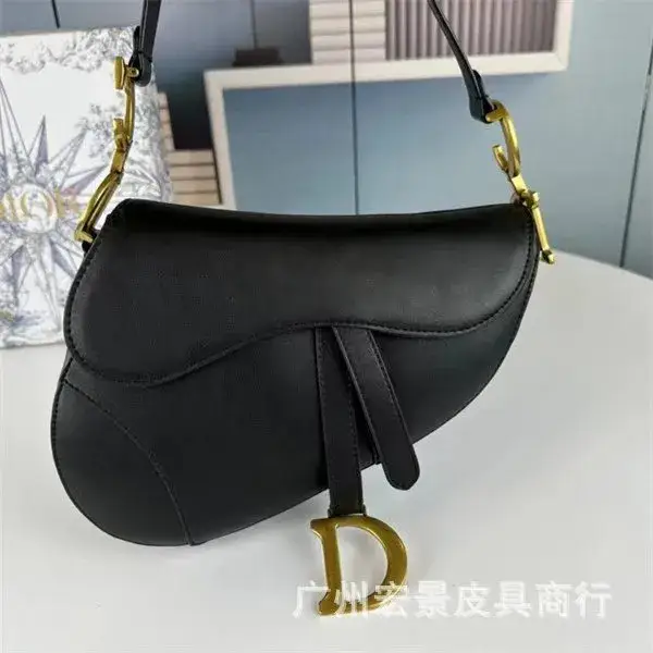 DIOR Saddle — plain black colorway — USFans Spreadsheet photo