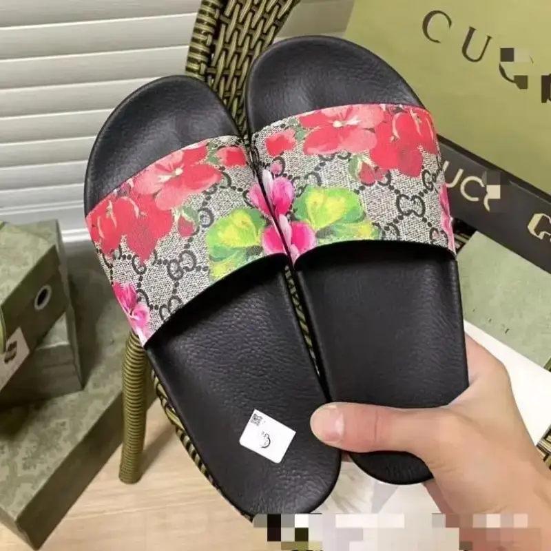 GUCCI Flip Flops — S3 colorway — Kakobuy Spreadsheet photo