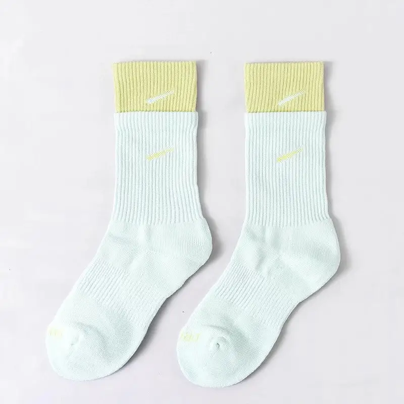 Nike Socks — [high tube] light green-fruit green colorway — USFans Spreadsheet photo