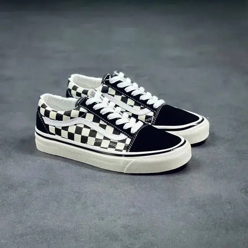 Vans Old Skool Shoes — Anna OS black and white checkerboard low colorway — Kakobuy Spreadsheet photo